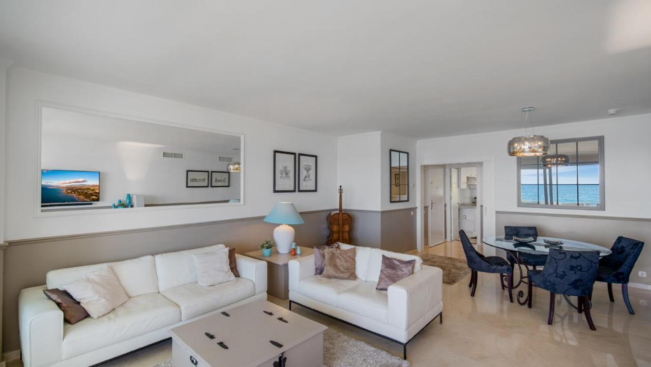 Beach-Line Apartment With 3 Bedrooms In Эстепона Экстерьер фото